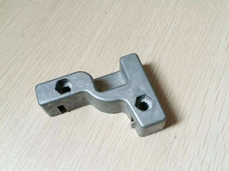 五金壓(yā)鑄件