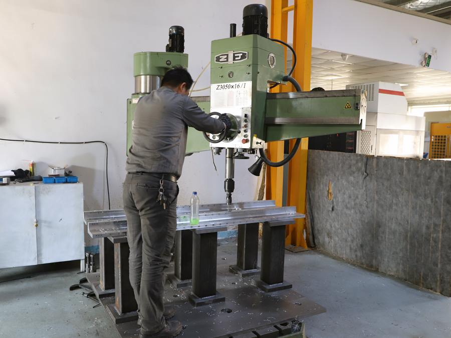 龍(lóng)門銑床加工(gong)